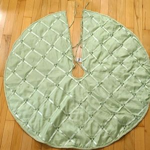Martha Stewart Christmas Tree Skirt
